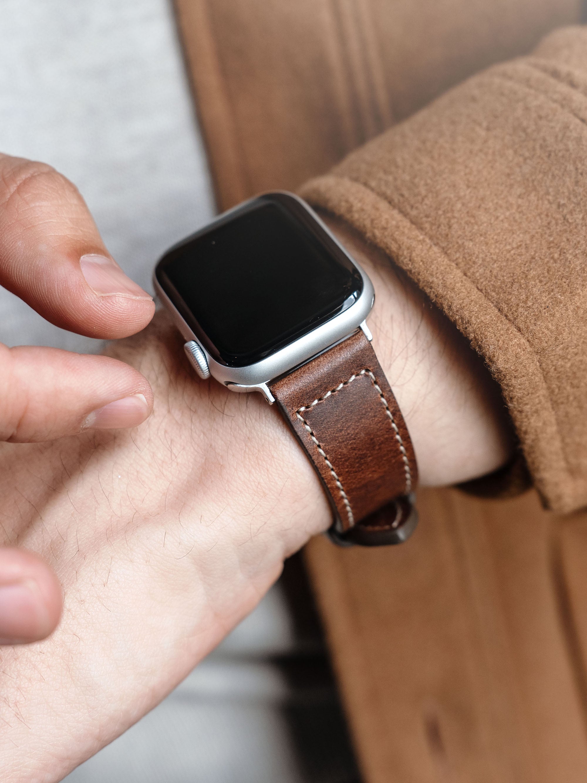 Apple Watch Band - Brown Leather - Siena Box Stitch