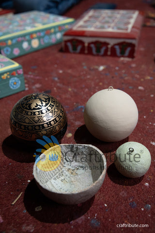 Kashmiri Papier Mache - Making of a Ball