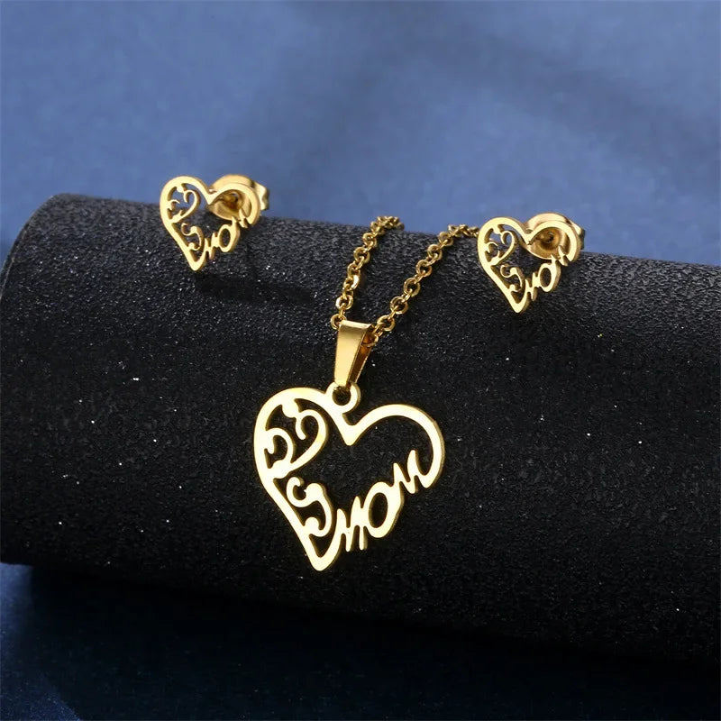 Mama Letter Pendant Necklace - Image 13