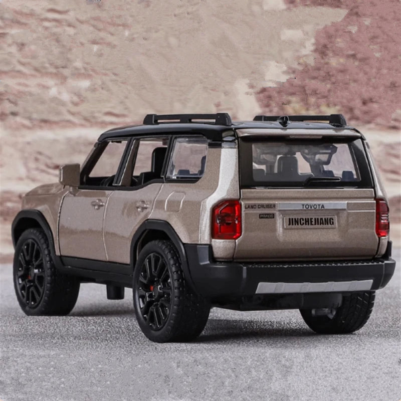 1/32 Toyota PRADO Land Cruiser Alloy Car Model Diecast - Image 3