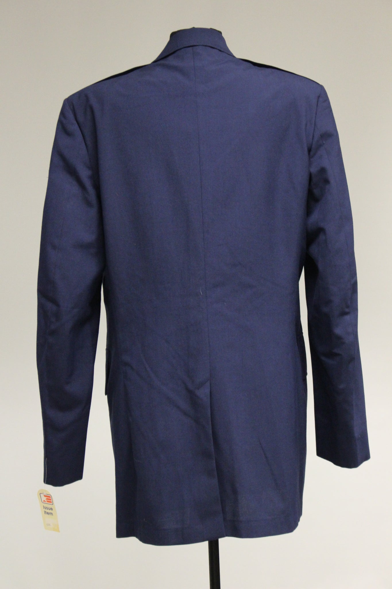 US Air Force Man's Enlisted Dress Coat with Shoulders - 40R - 8405-01 ...