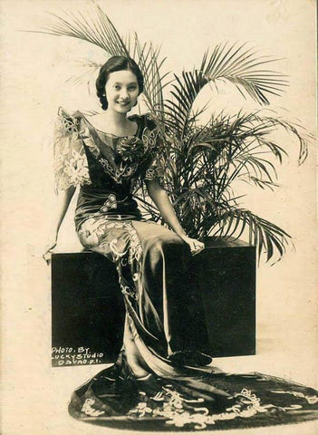 Lucky Studio Photography. ﻿Priscilla 'Nene' Sarenas Ignacio, Davao City. ﻿1930s.