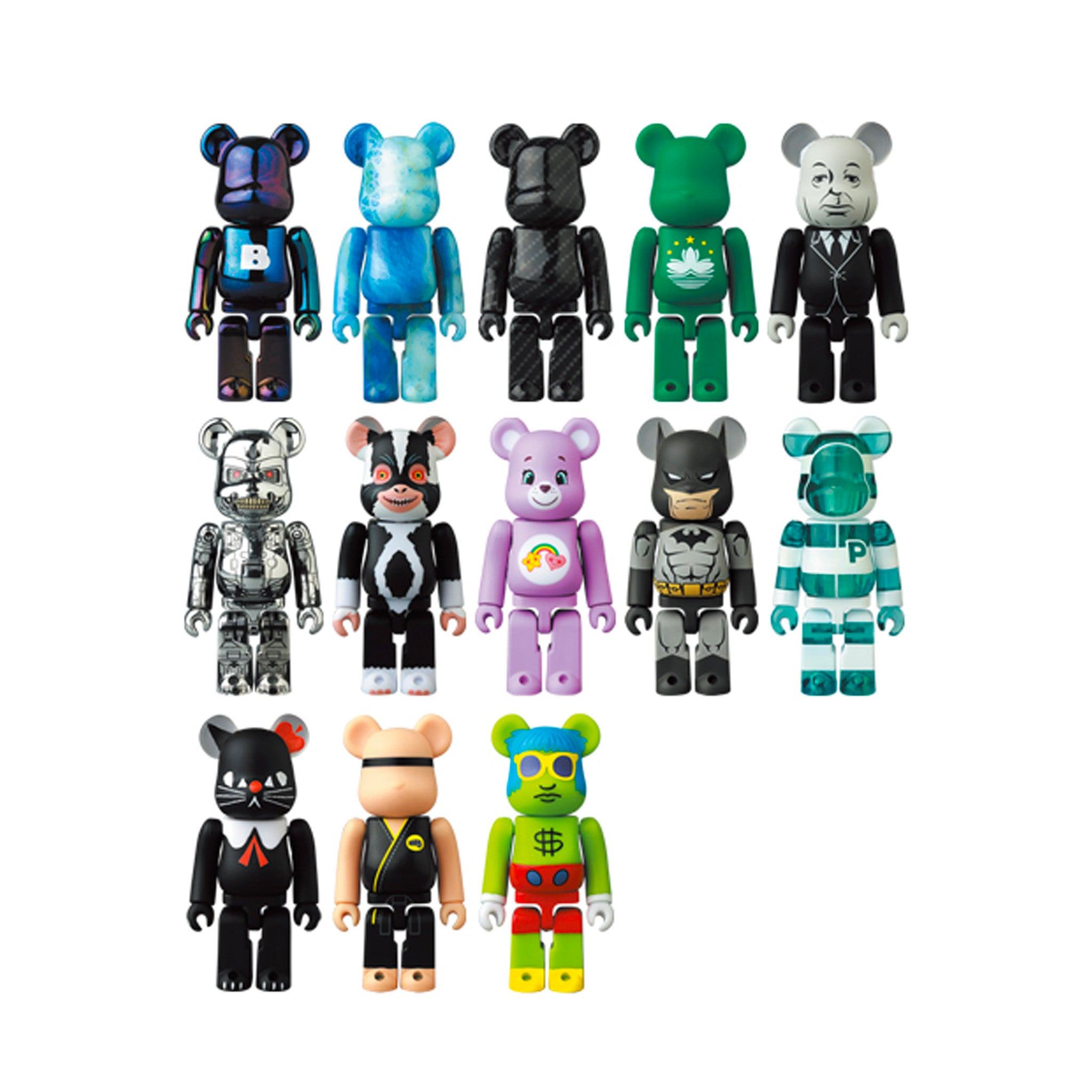 BE@RBRICK SERIES 43 là một sự kiện tuyệt vời dành cho những người yêu Bearbrick. Với những bức ảnh của những mẫu Bearbrick từ BE@RBRICK SERIES 43 mới nhất, bạn sẽ được trải nghiệm những tác phẩm độc đáo và sáng tạo để khám phá thế giới nghệ thuật Bearbrick.