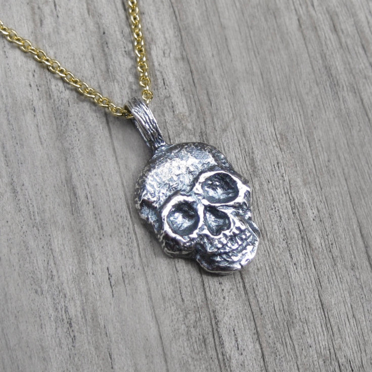 silver skull necklace