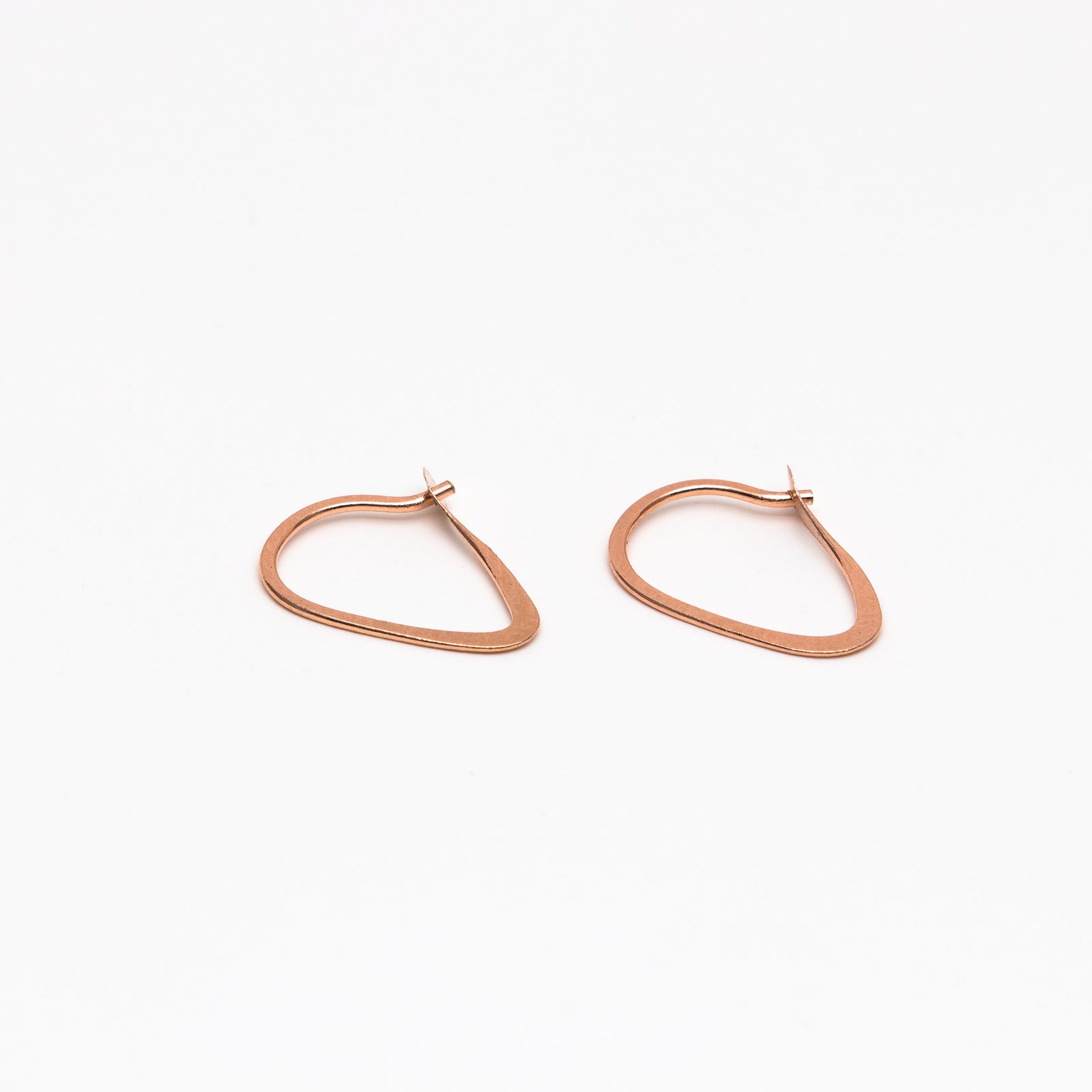 Melissa Joy Manning - Small square hoops - Norbu