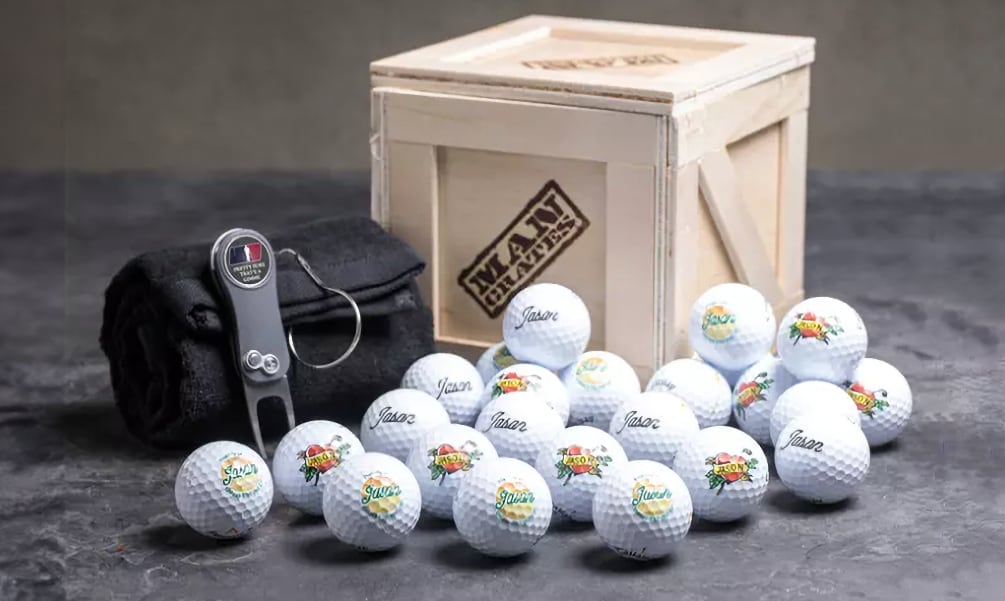 monogrammed-golf-ball-gift