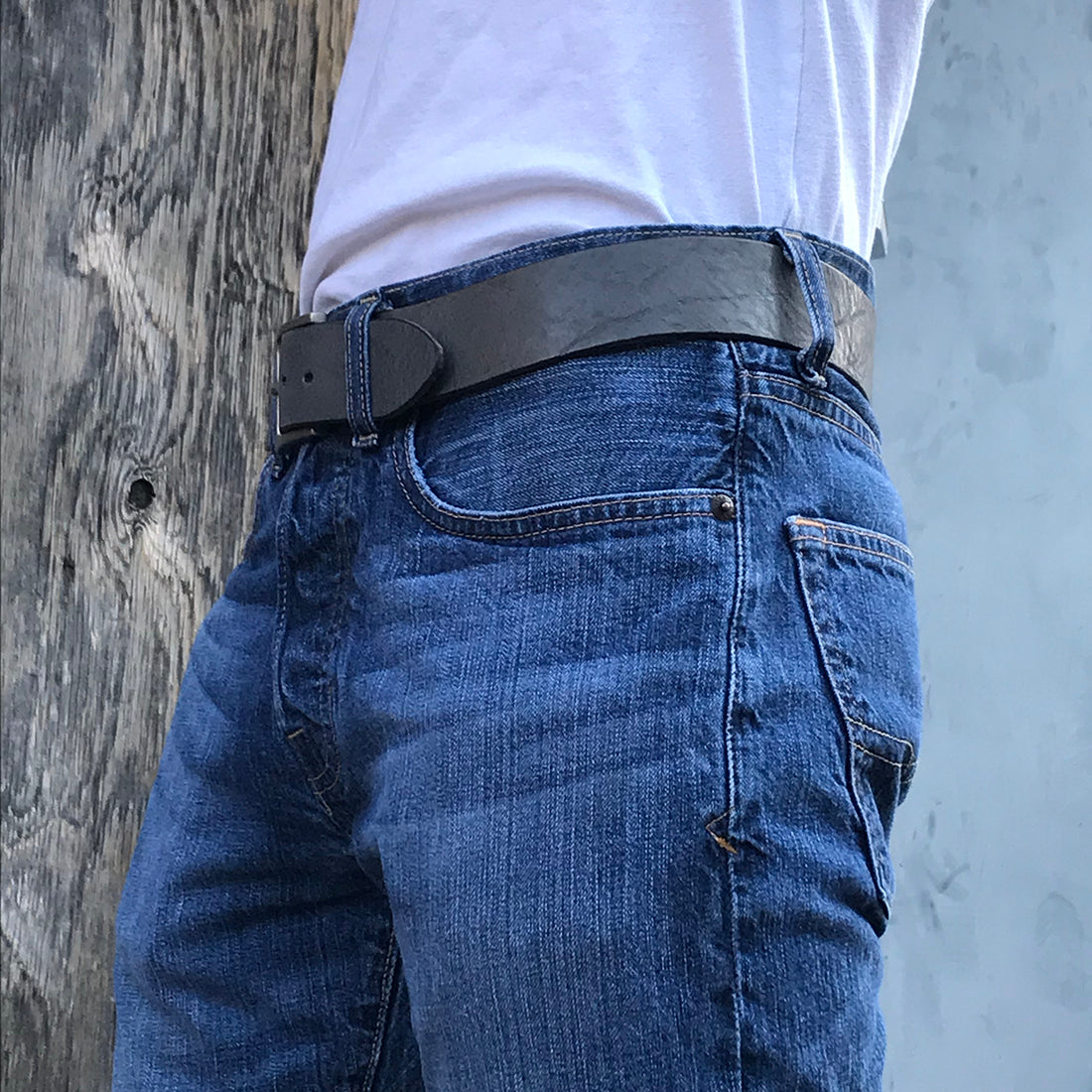 Handmade Leather Belt | Patented Curved Belt by Embrazio