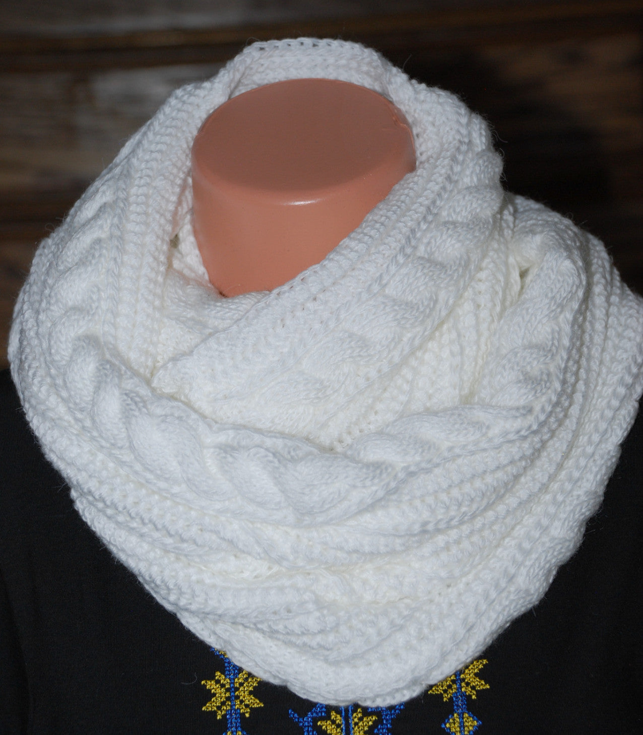 white knit scarf