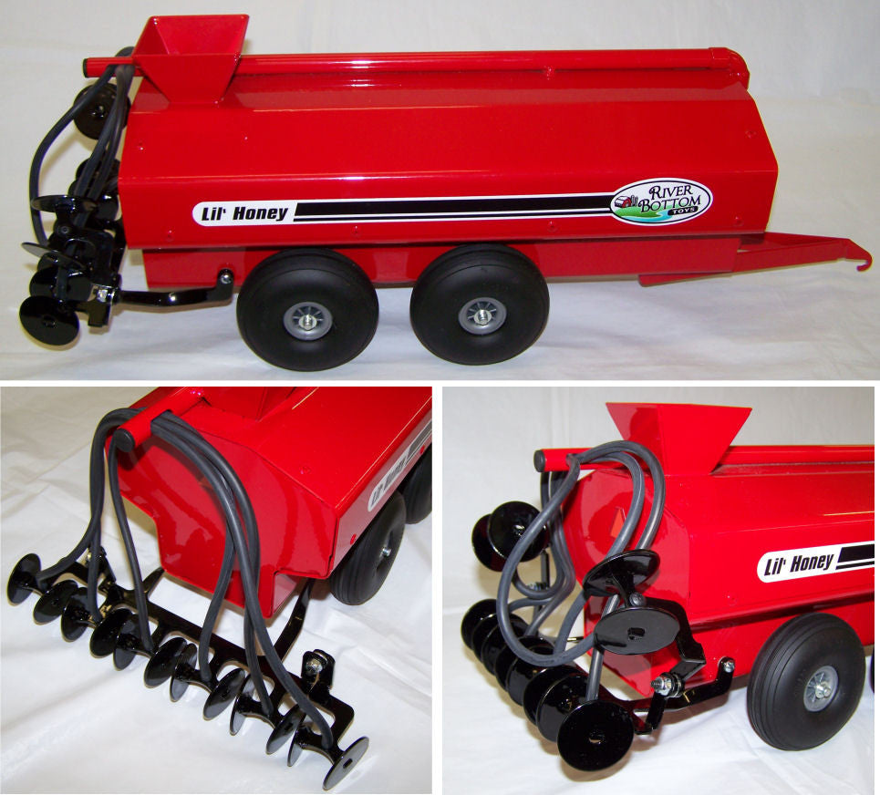 #RBT15 Red Lil' Honey Liquid Manure Spreader