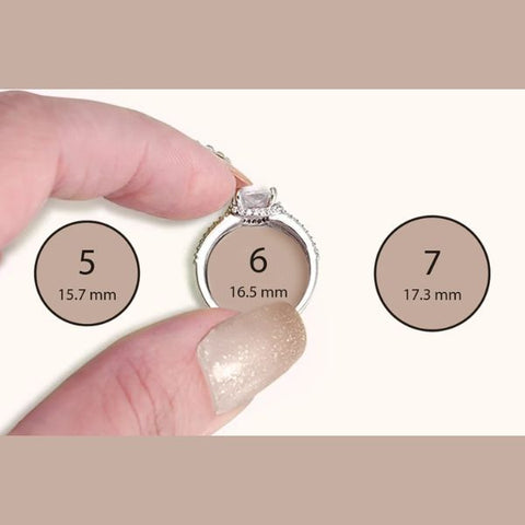 HOW TO MEASURE THE RING SIZE SECRETLY?