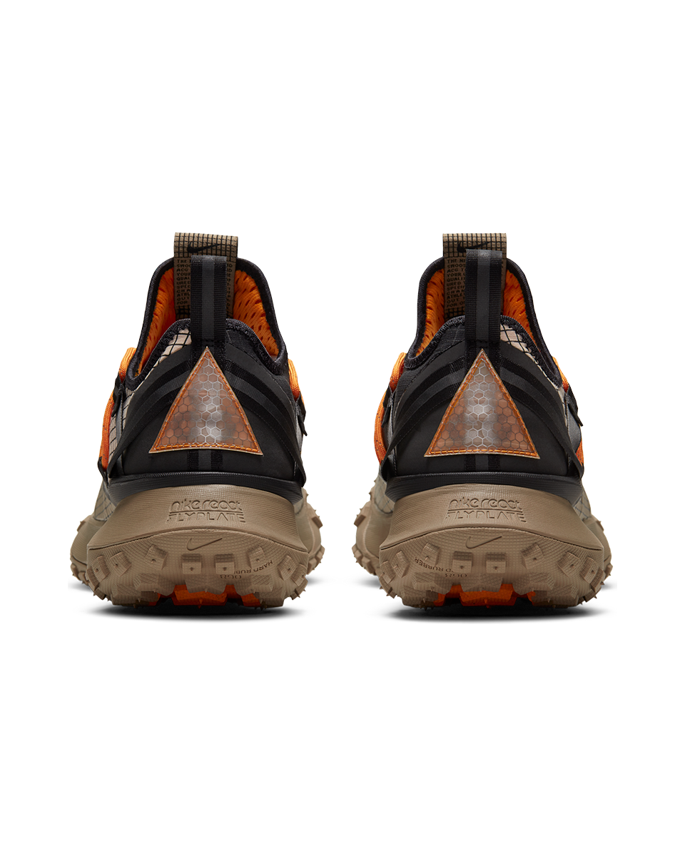 Nike acg mountain. Nike ACG Mountain Fly Low. Nike ACG Mountain Fly. Кроссовки Nike ACG Mountain Fly Low.