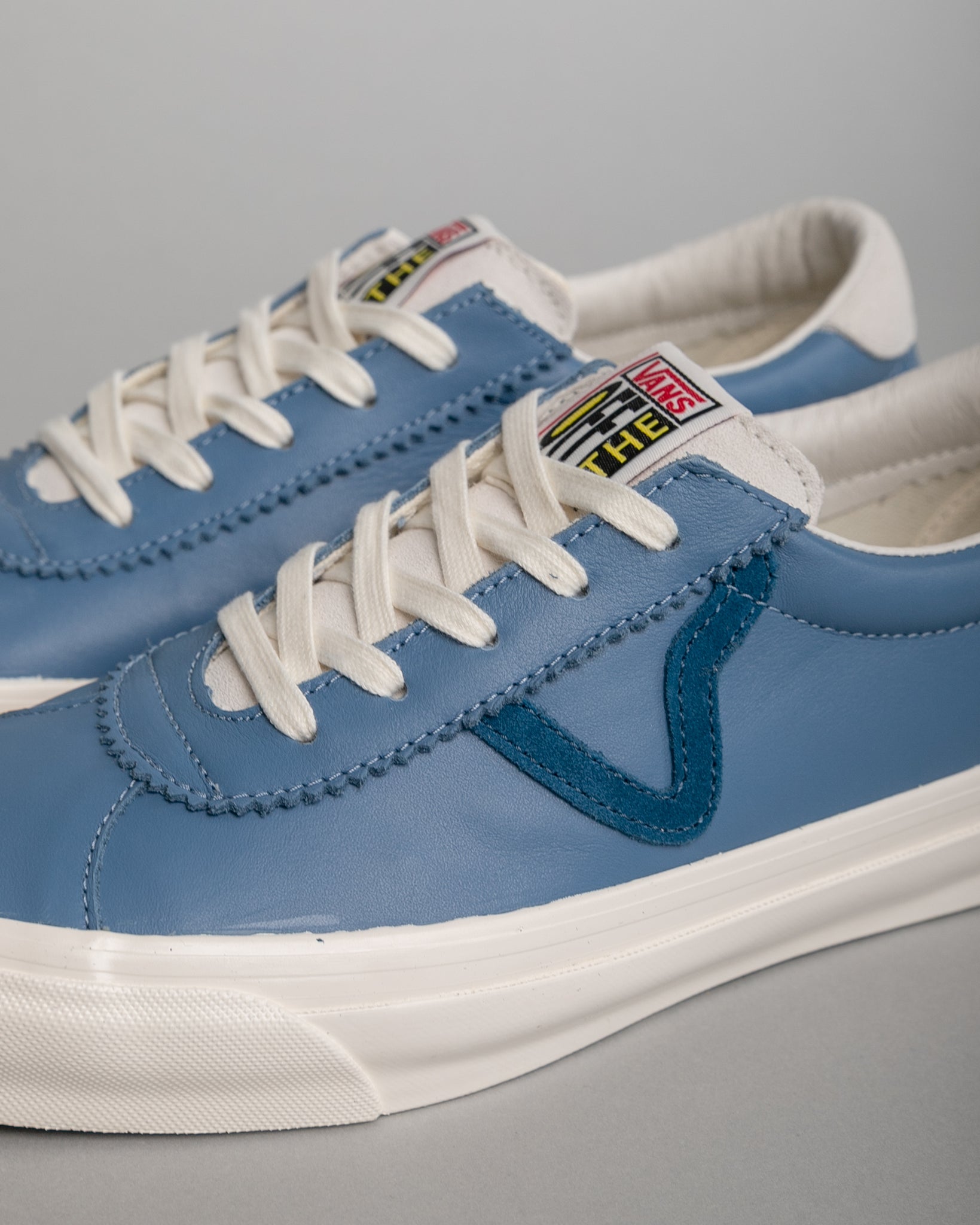 vans epoch blue