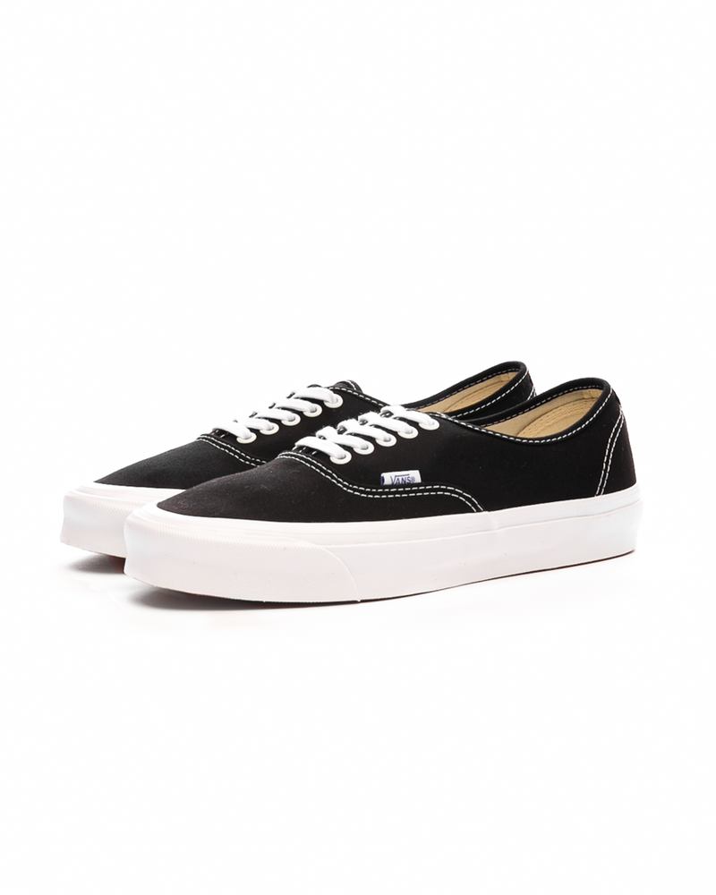 vans authentic og lx black