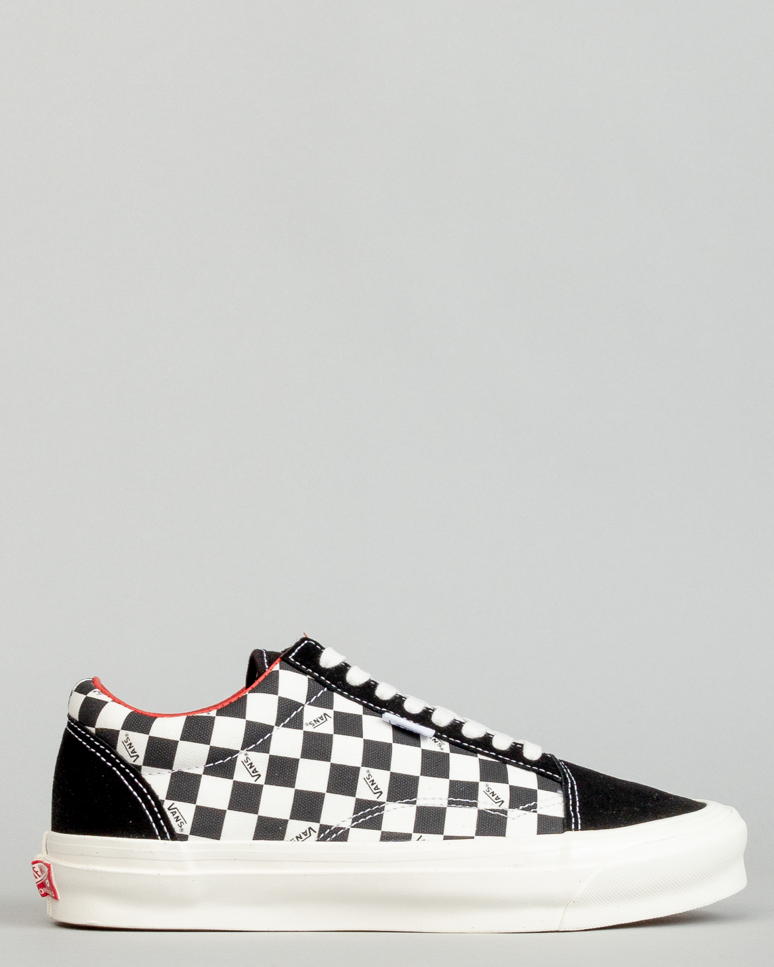 vans black marshmallow checkerboard