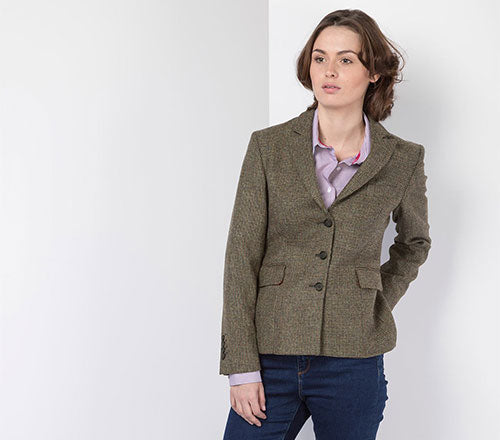 ladies short tweed jacket