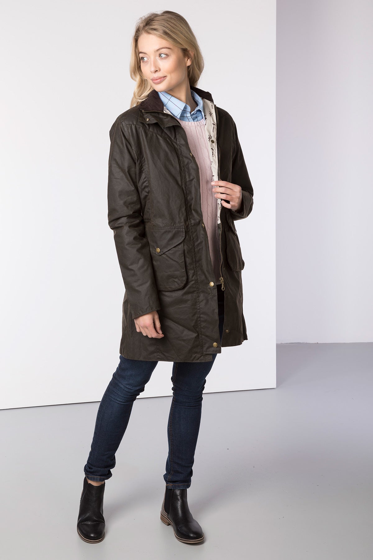 Ladies 3/4 Diamond Quilted Wax Jacket UK | Rydale