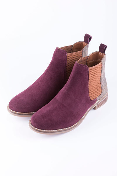 berry chelsea boots