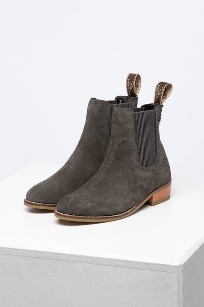 grey ladies chelsea boots