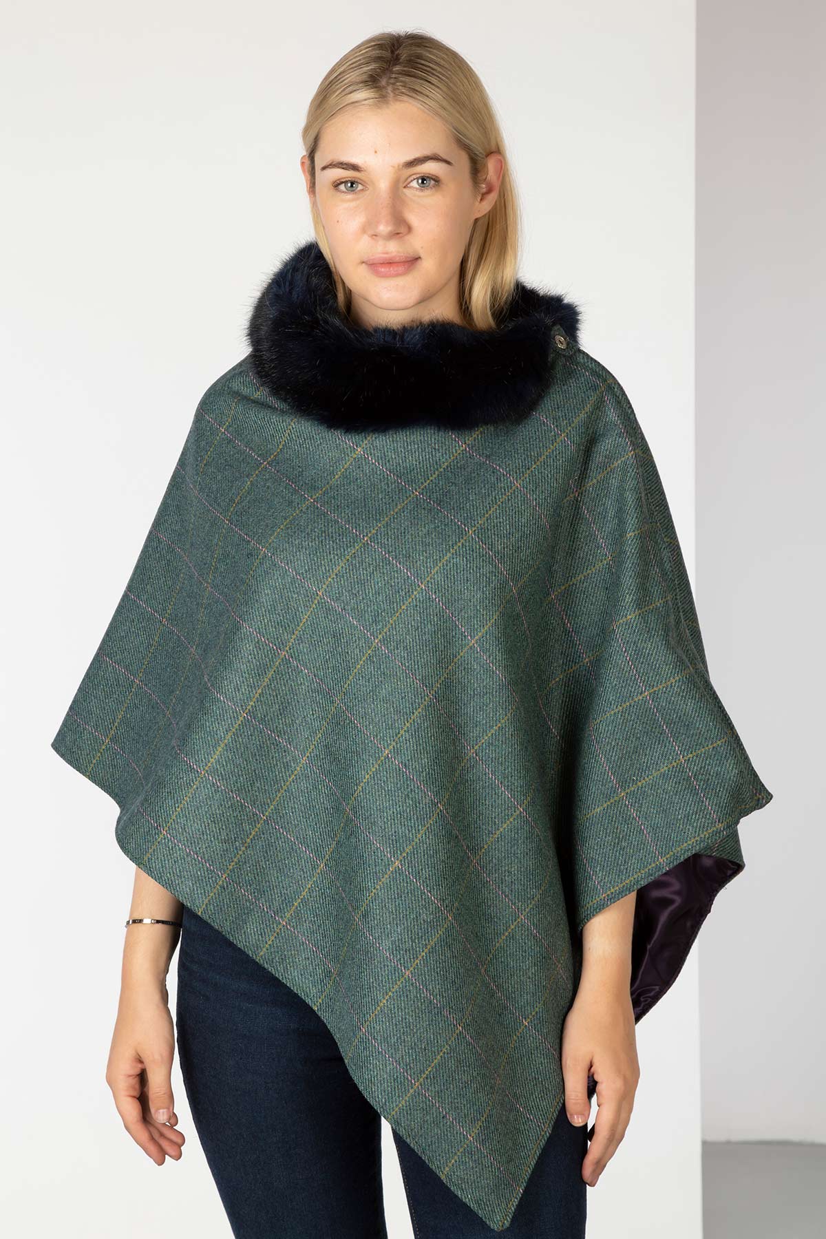Womens Wool Tweed Poncho With Faux Fur Collar UK | Rydale