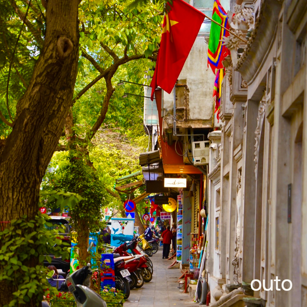 outo-hanoi-old-town-explore-1