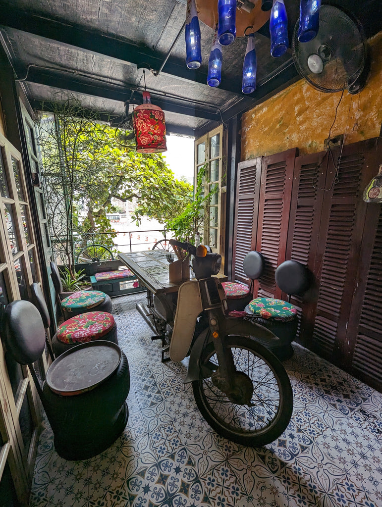 隱身在老城區的 Hidden Gem Coffee 是許多河內當地人喜歡去的小眾咖啡廳。