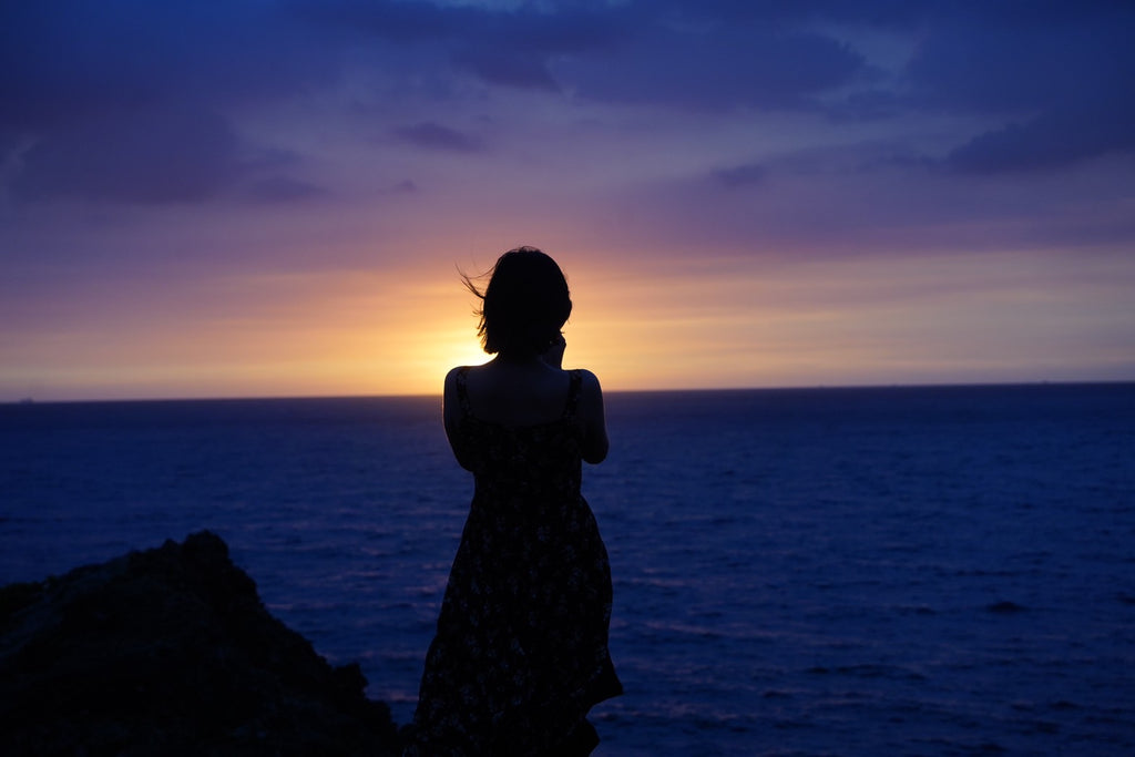 ▲ 如果說落日亭的夕陽是海景第一排，那麼在永安橋遺址所看到的夕陽是能讓你震懾到說不出話。（圖 / Outo 奧拓 ）