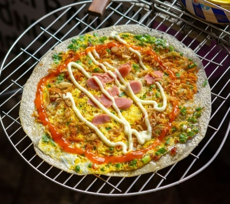 outo-vietnam-food-rice-pizza