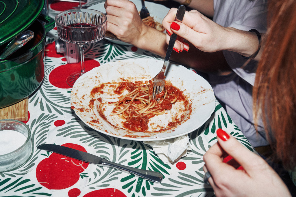 Teller mit Spaghetti und eatalo-Tomatensauce