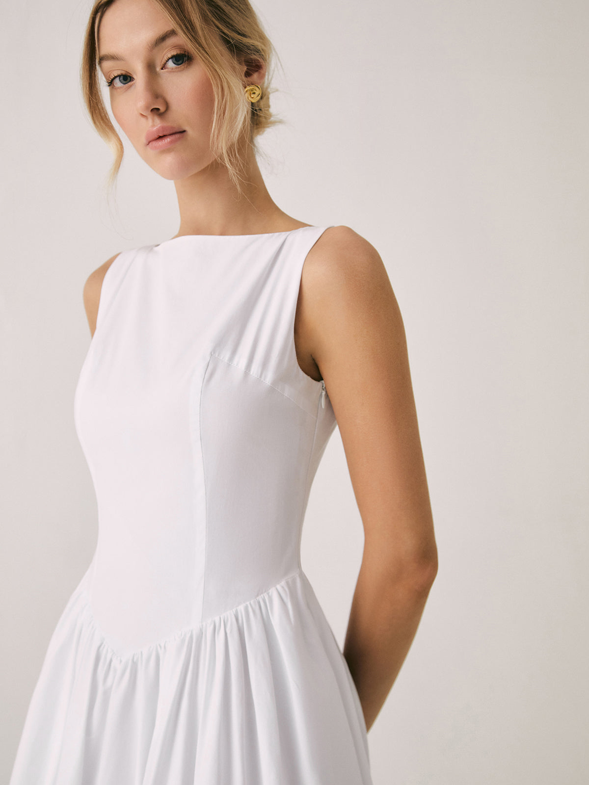 Cutout Cotton Sleeveless Midi Dress - Image 5