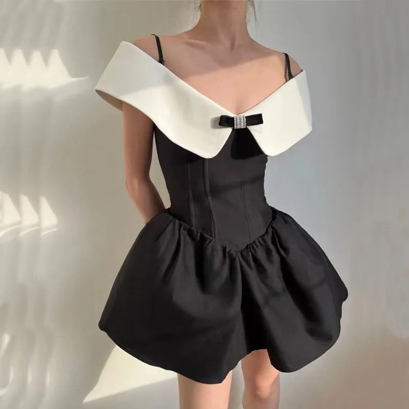 Black Off-Shoulder Contrast Collar Mini Dress - Image 4
