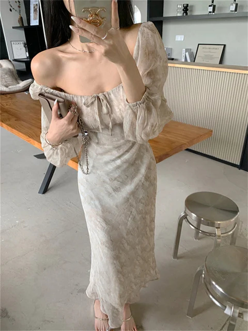 Elegant Floral Print Bodycon Dress for Autumn Wedding Guest