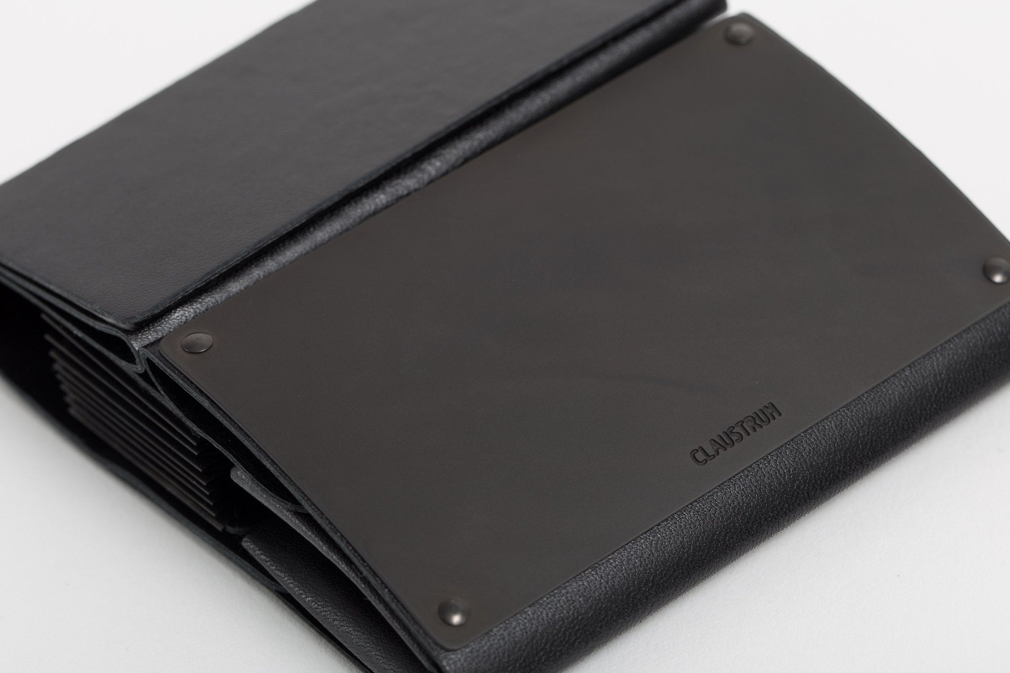 Claustrum - Articular Wallet 'S' (Black Matte Finish) – KOHEZI