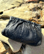 Load image into Gallery viewer, Lissa Clutch in Black

