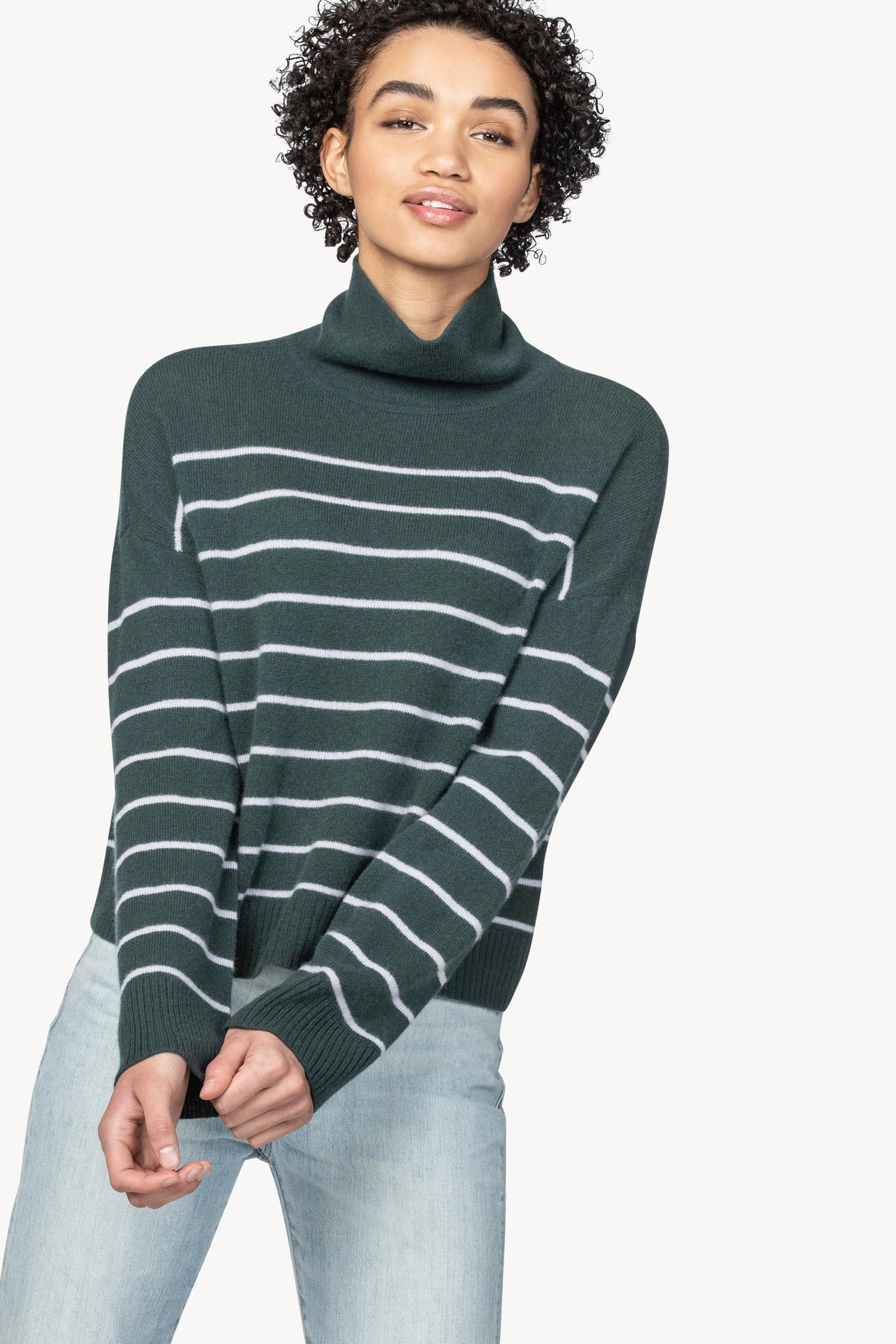 Easy Striped Turtleneck Cashmere Sweater in Evergreen Stripe