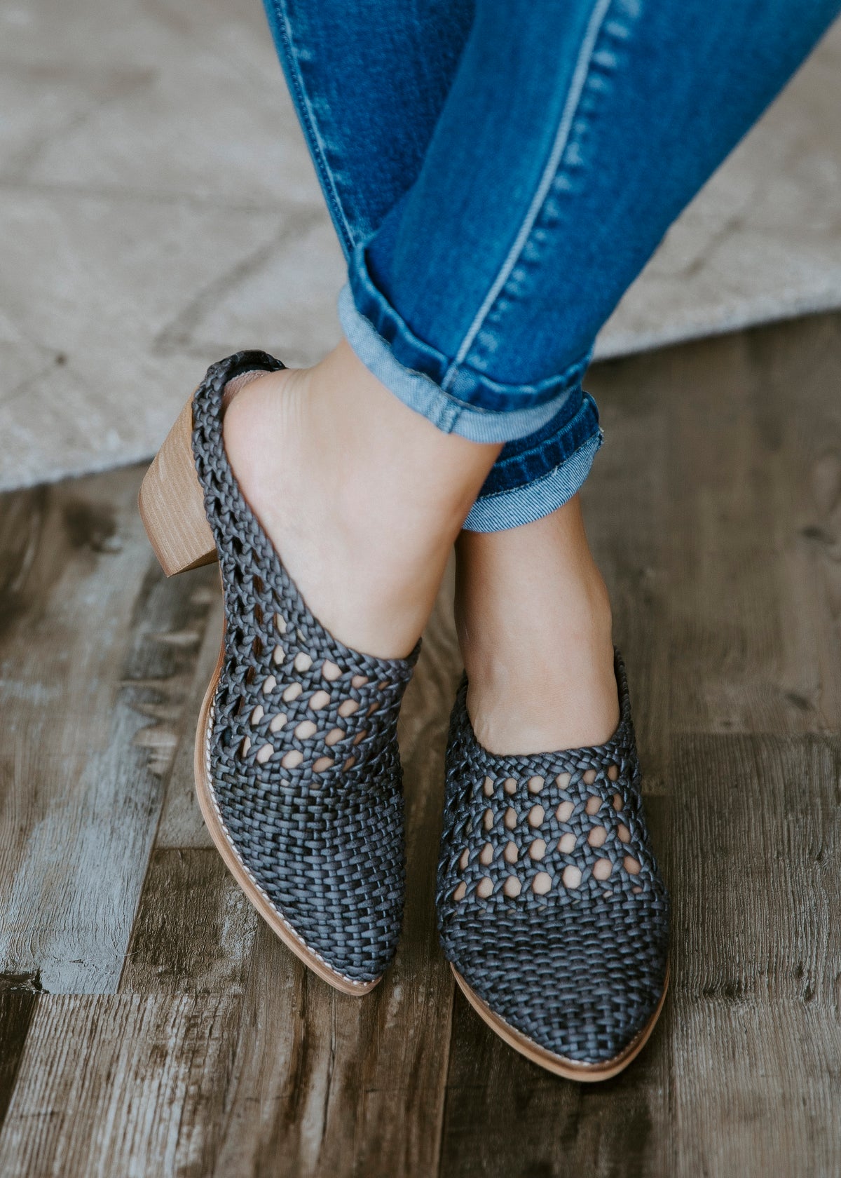 paris woven mule