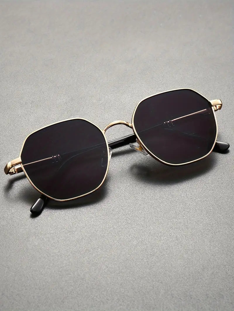 1pc mens round frame glasses with anti reflective pc lens and full rim copper frame for hiking daily leisure anti fog cloth details 2