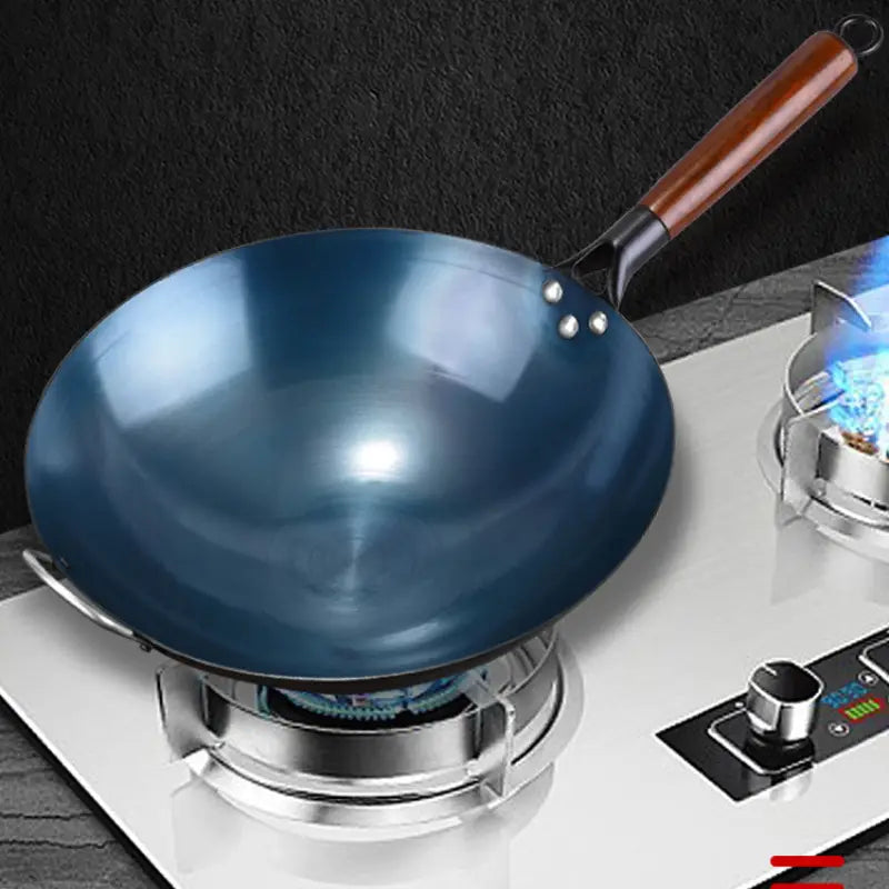 traditional kitchen large non stick iron wok round bottom cookware for gas stove   chefs pan     use details 0