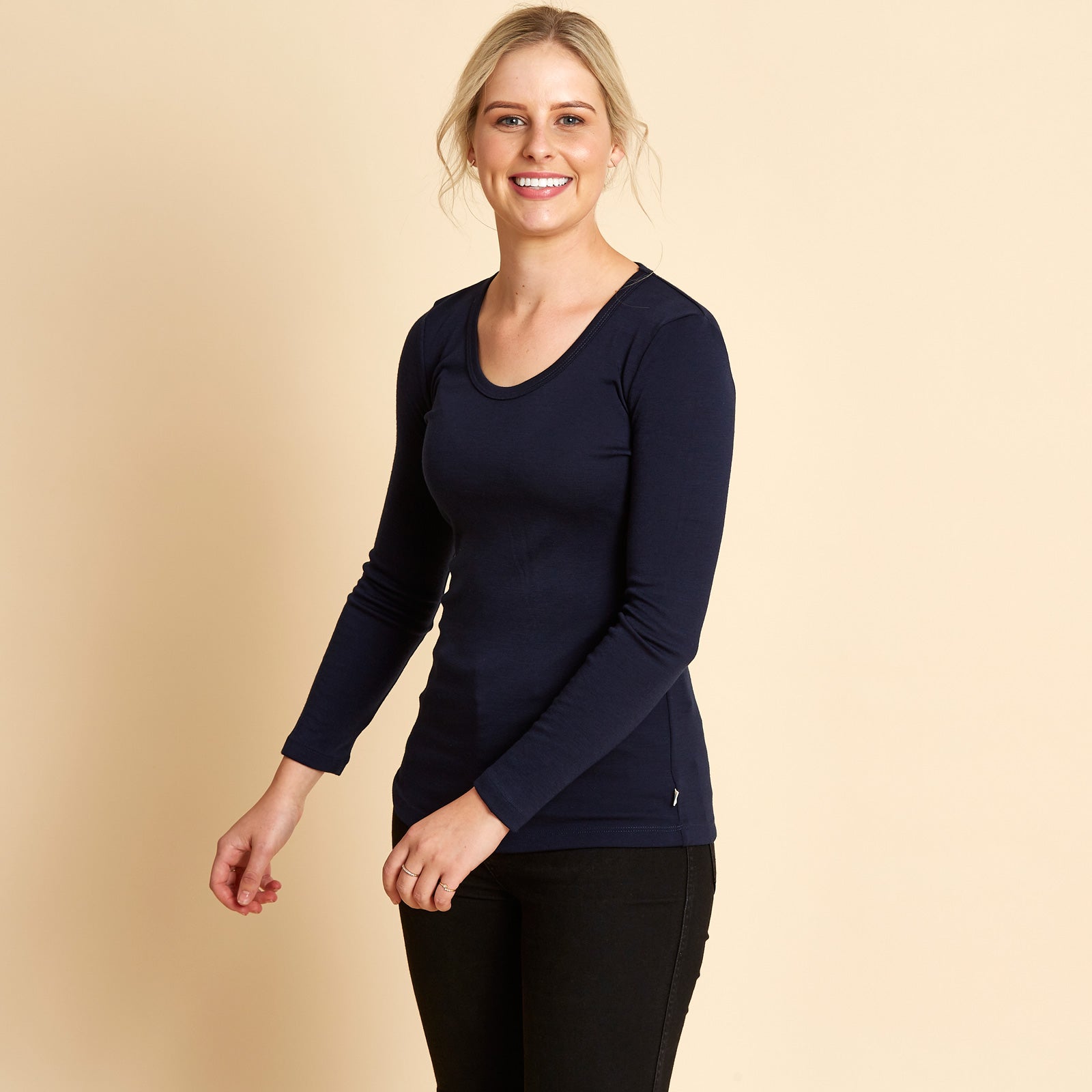 Womens Long Sleeve Scoop Neck