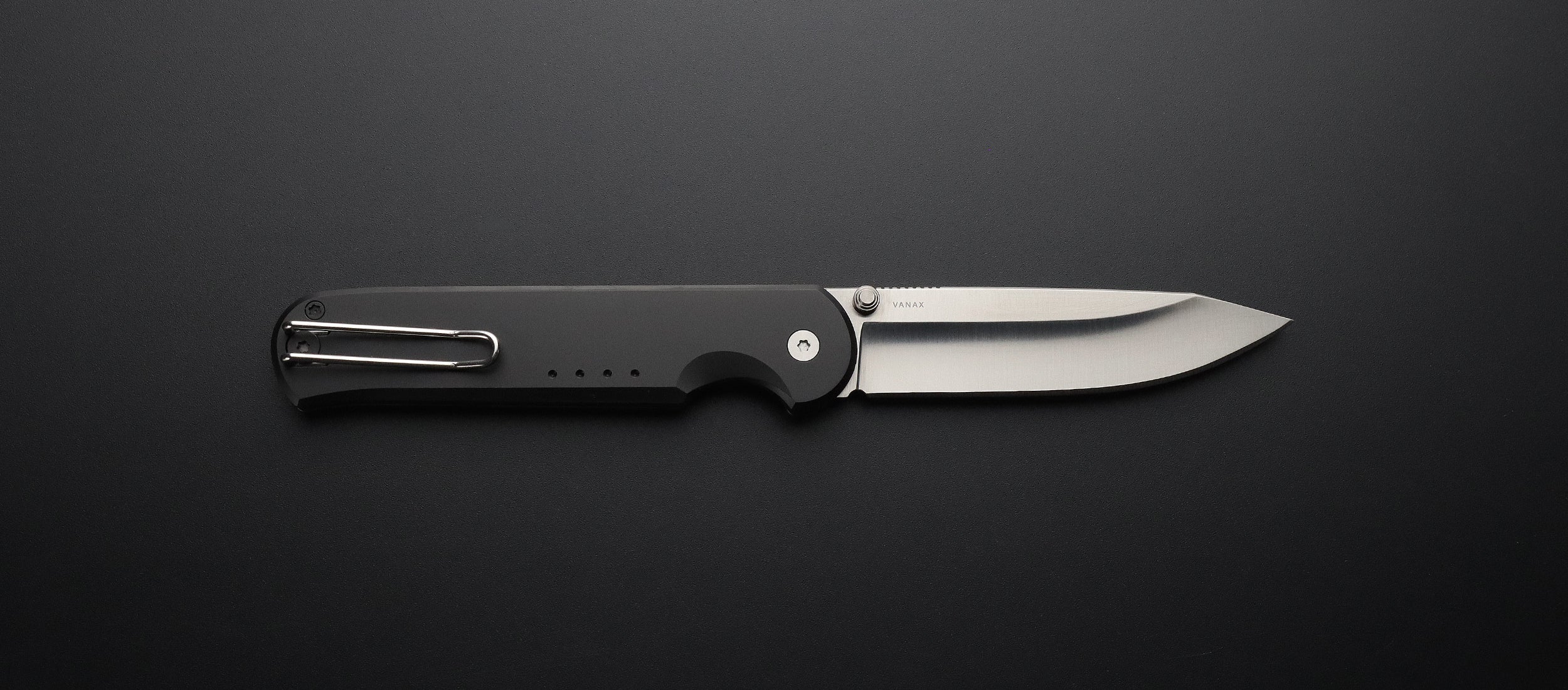 The Waypoint Black Satin Vanax SuperClean - Quiet Carry