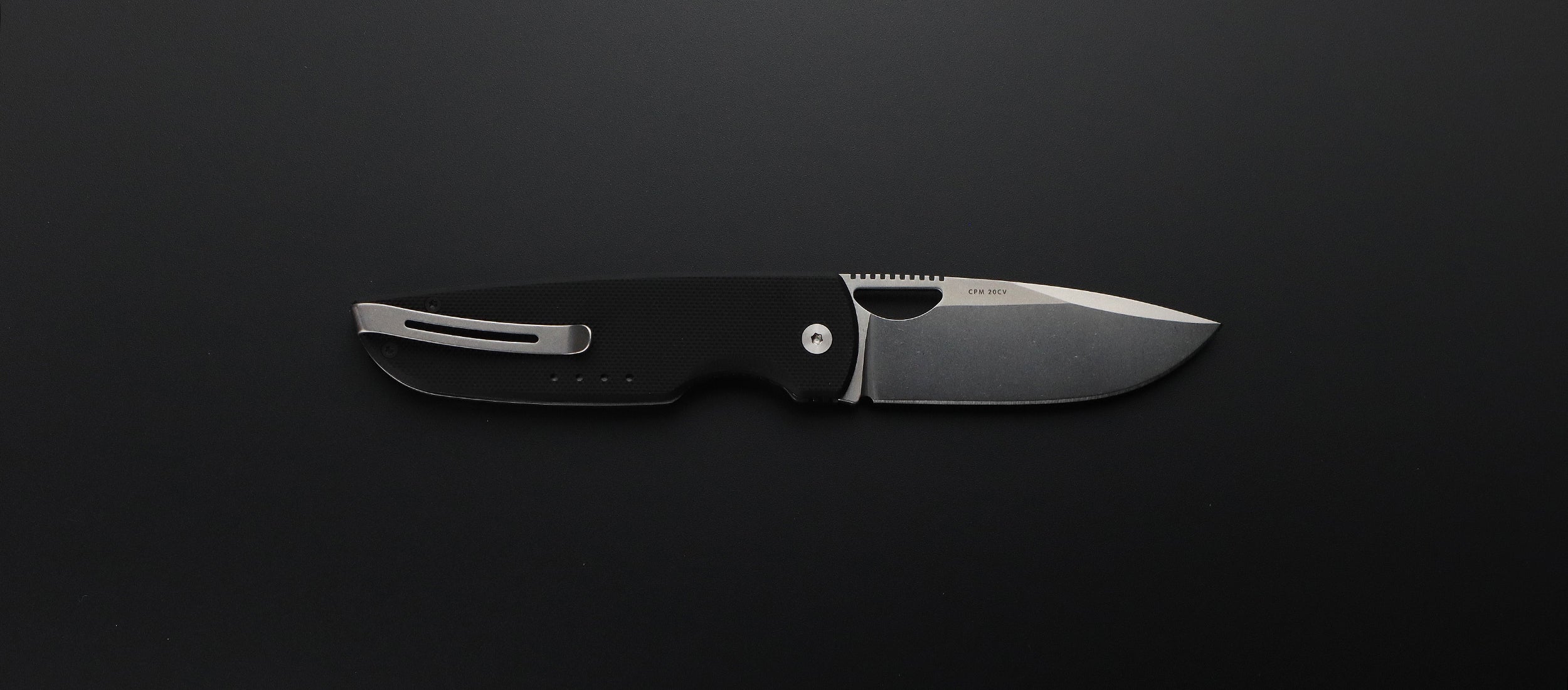 The Chase Black Stonewash G10 CPM 20CV - Quiet Carry