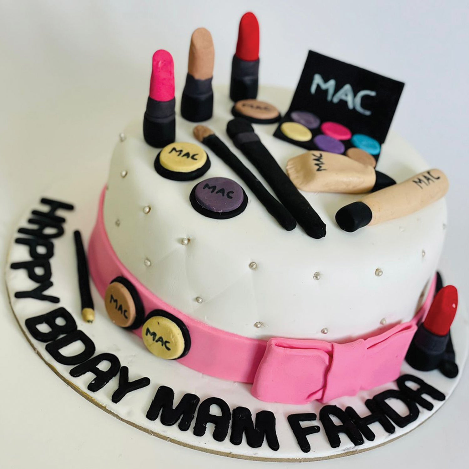 FNP Cakes N More, Noida 119