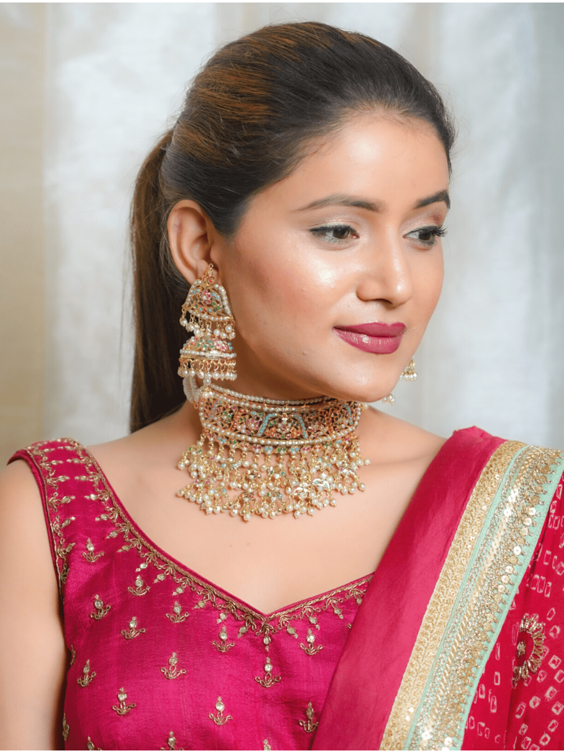 Stunning Brides Who Wore Pink Lehenga With Emerald Jewelry