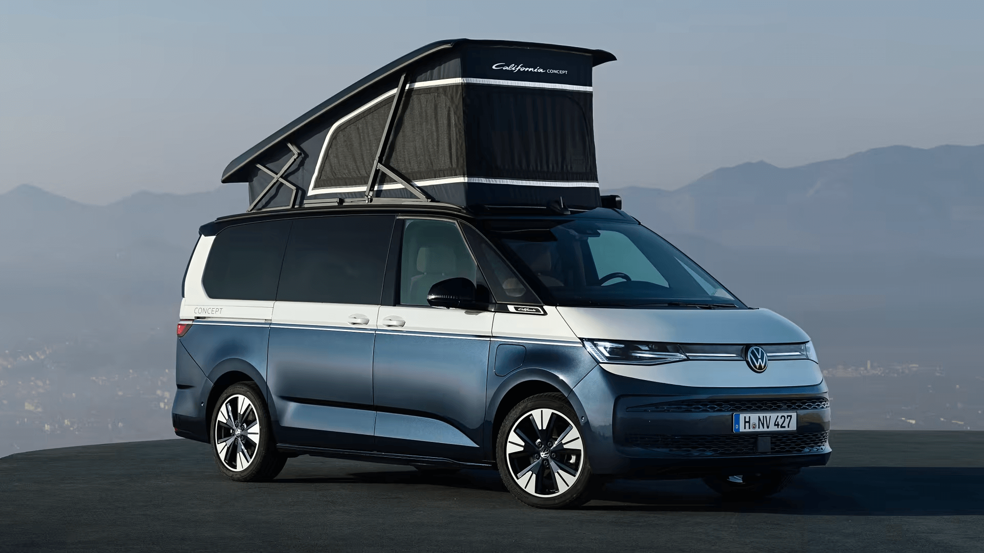 Top car camping vehicles for stargazing - Carvana Blog