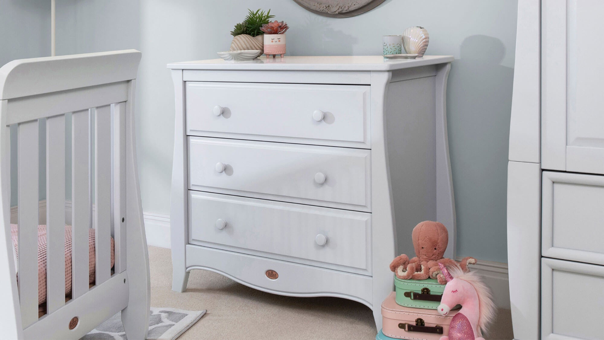 Sleigh 3 Drawer Chest Smart Assembly
