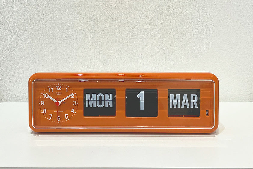 TWEMCO CALENDAR FLIP CLOCK - Orange