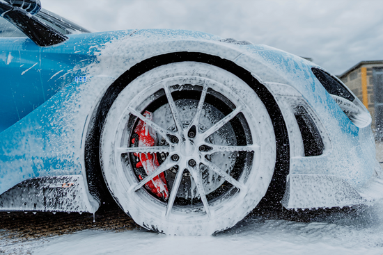 Alloys covered in snow foam