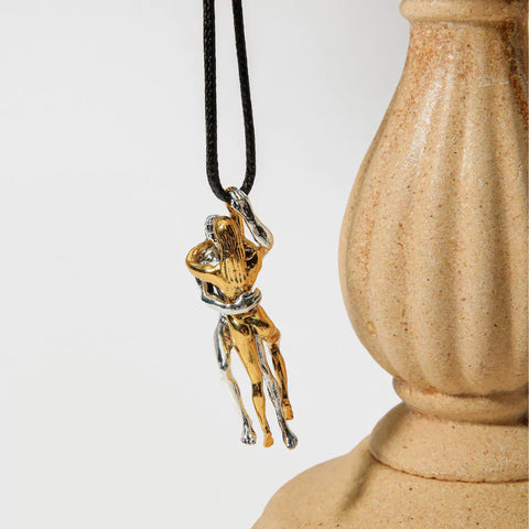 couple hug necklace vintage style