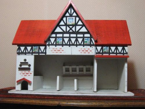 1920s dollhouse