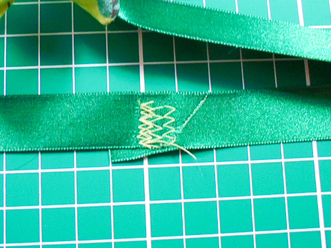 How to join ribbon sustainable wrapping, eco-friendly