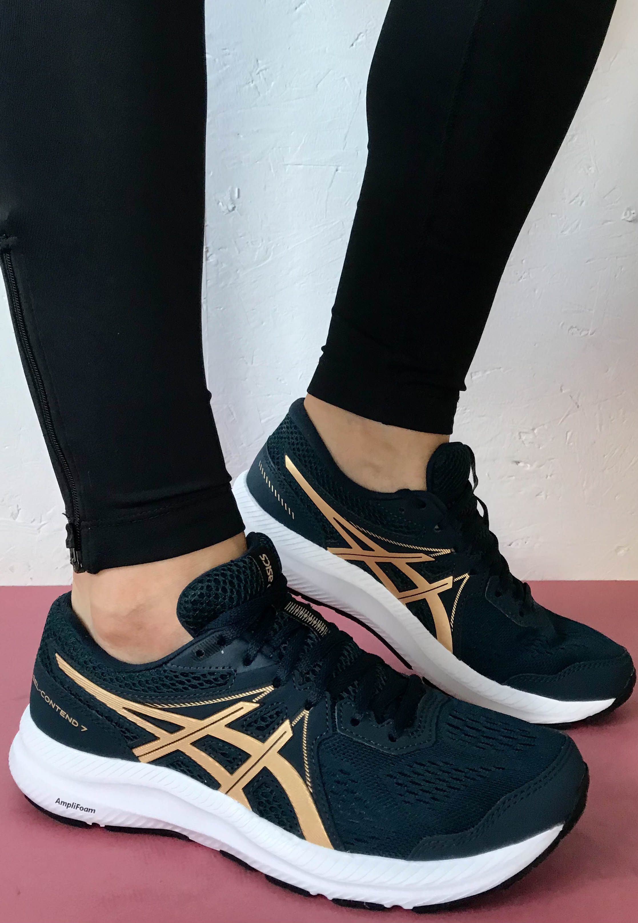 asics athletic shoes women